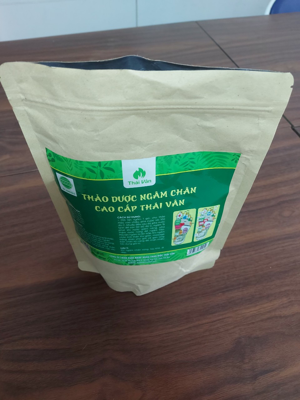 THẢO DƯỢC NGÂM CHÂN